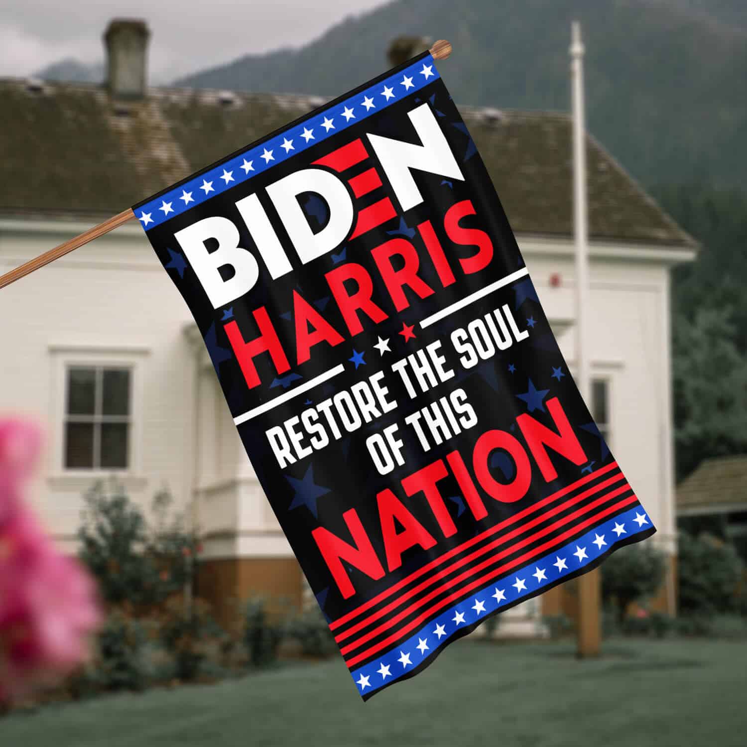 Side - 30x40 House Flag Mockup 4