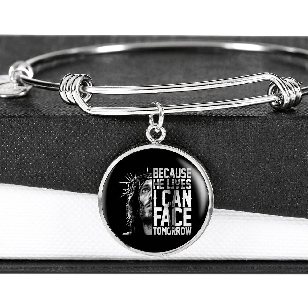 Because He Lives I Can Face Tomorrow Jesus Circle Pendant Necklace - Bangle Because He Lives I Can Face Tomorrow Jesus Circle Pendant Necklace - Bangle
