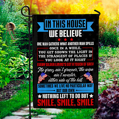 Garden Flag (11.5" x 17.5")