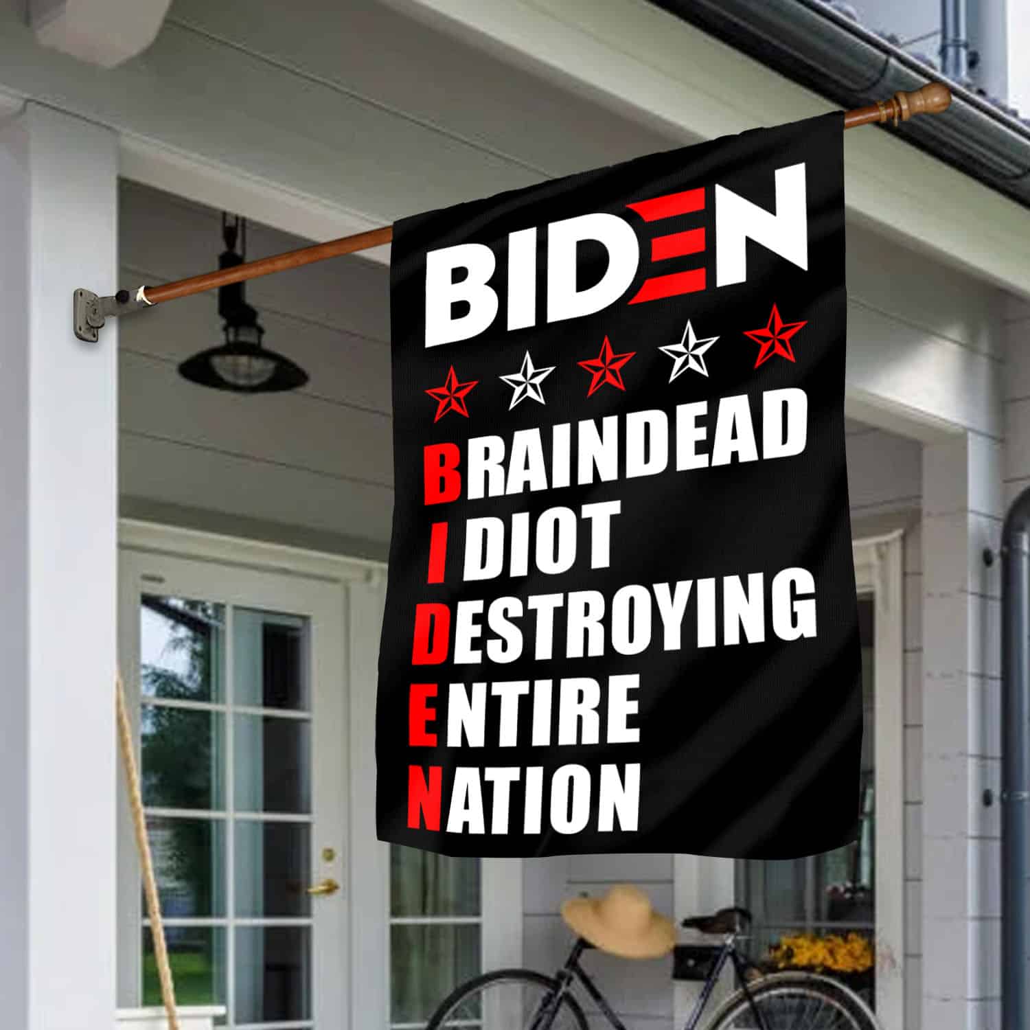 13 HG uu tien. Braindead Idiot_30x40 House Flag Mockup 1