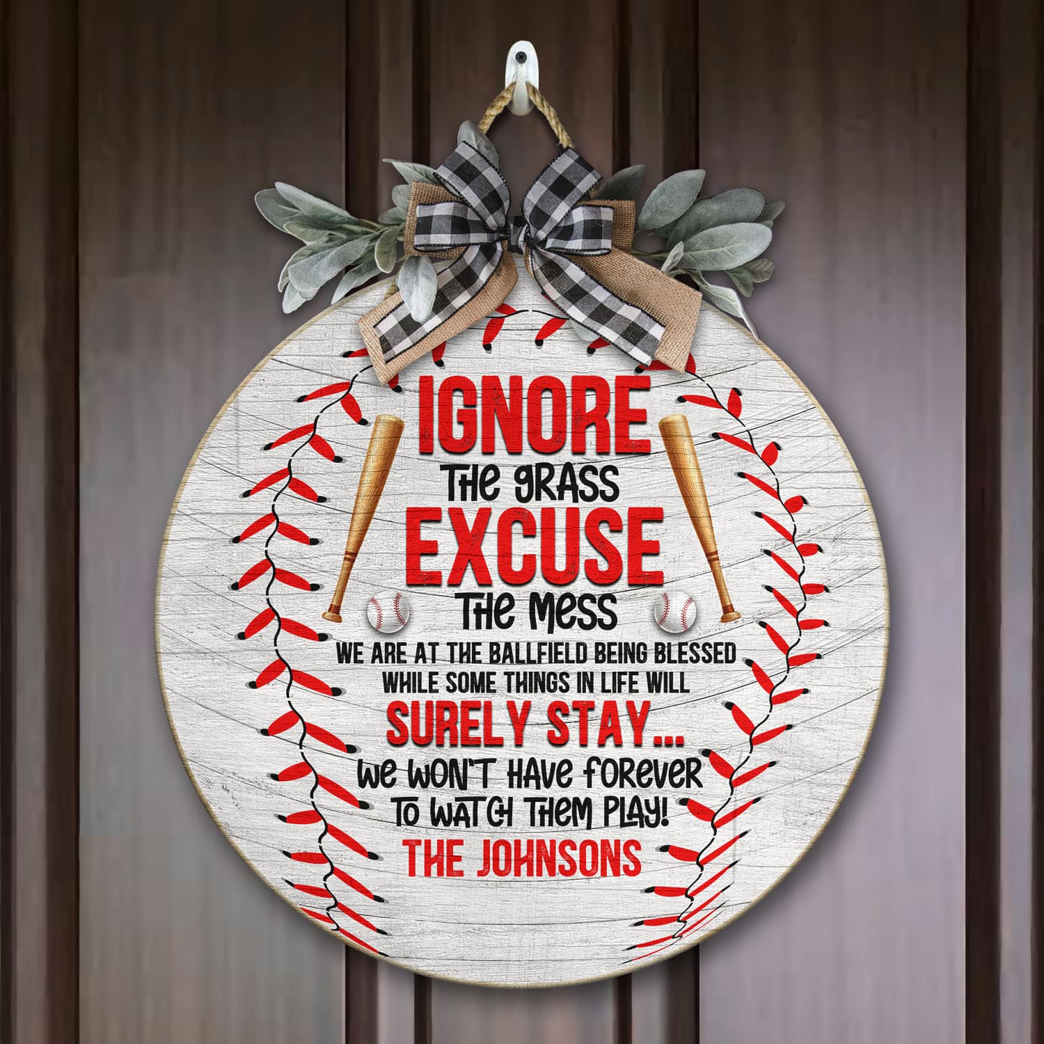 2O. Ignore The Grass-Sample Design Door Sign Mockup 7