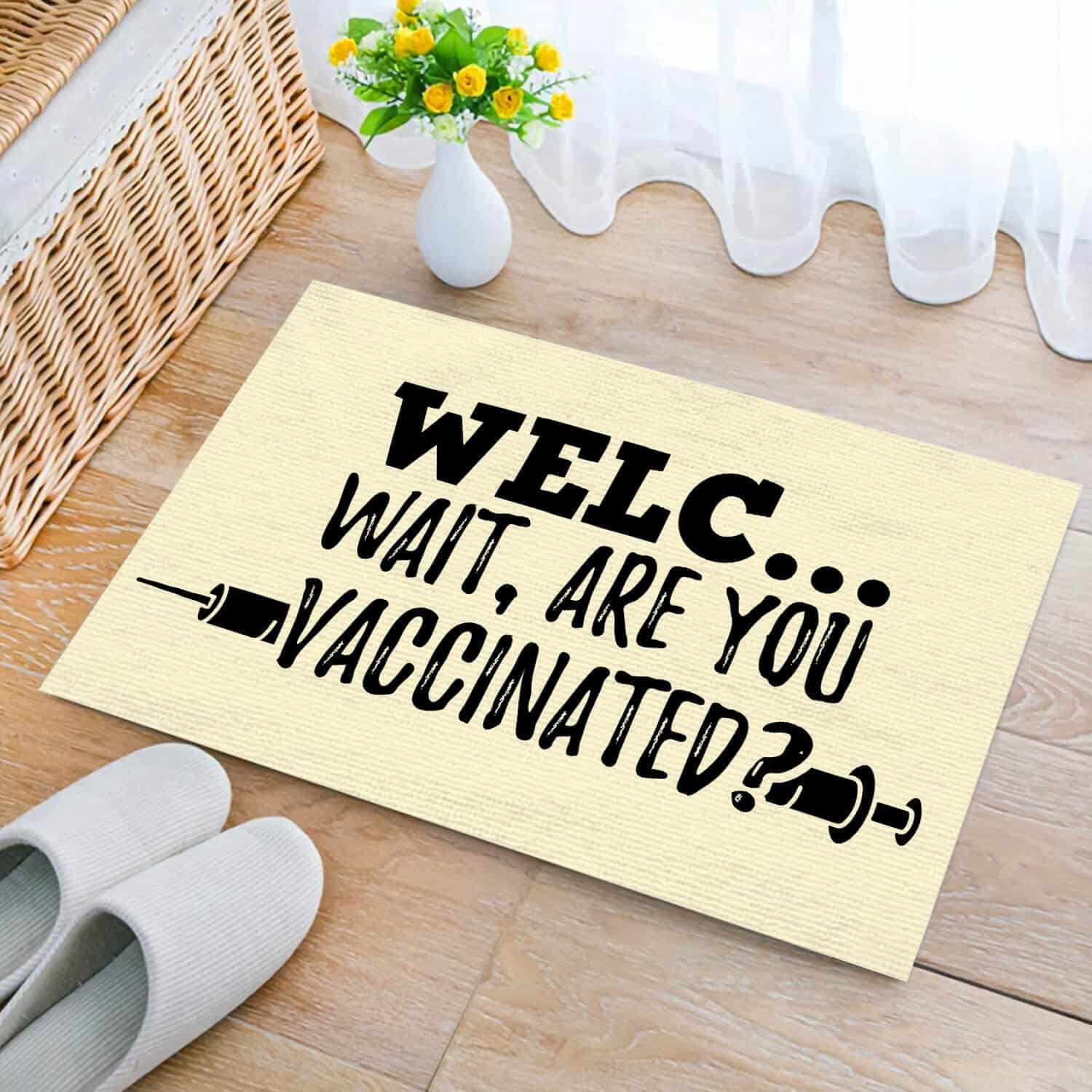 7TM ưu tiên. Welc Vaccinated - Doormat Doormat mockup 2