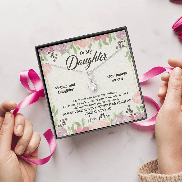 From Mom To My Daughter A Link That Can Never Be Undone I Believe In You Alluring Beauty Necklace
