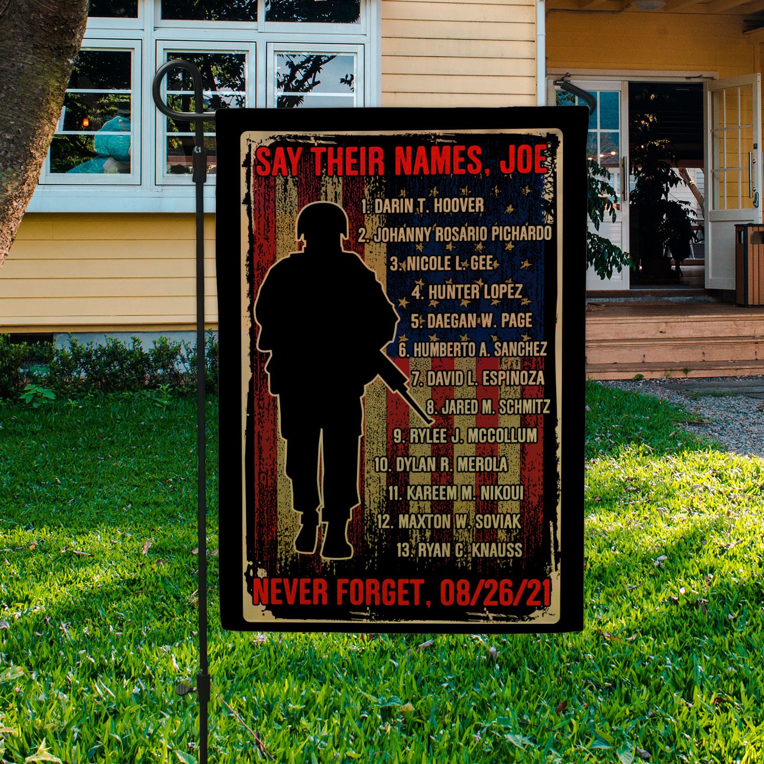 32 HG UU TIEN. 13 Fallen Soldiers 0 30x40-Side 1 Garden Flag Mockup 3