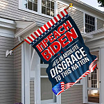 30x40 House Flag Mockup 6