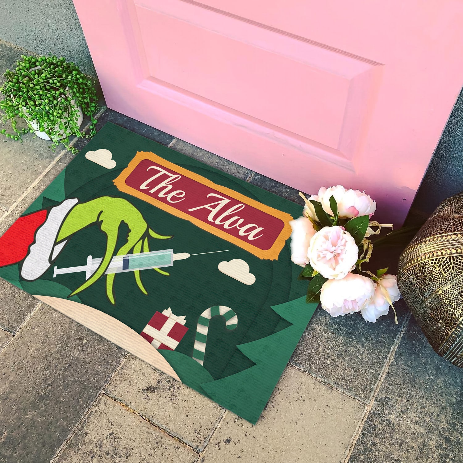 5KNG. Grinch hand sample design Doormat mockup 4