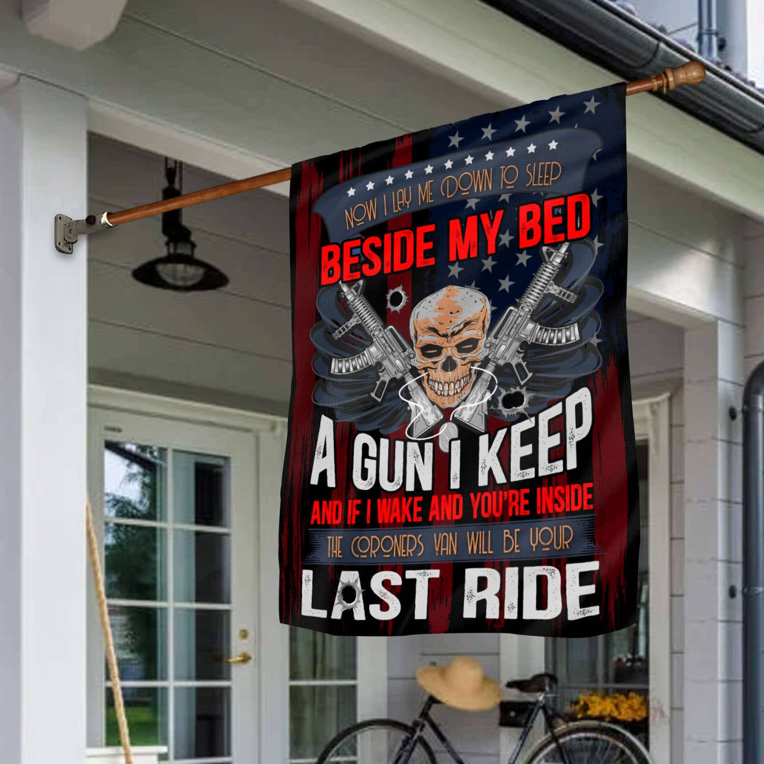 2BN uu tien. I Lay Me Down 30x40 House Flag Mockup 1