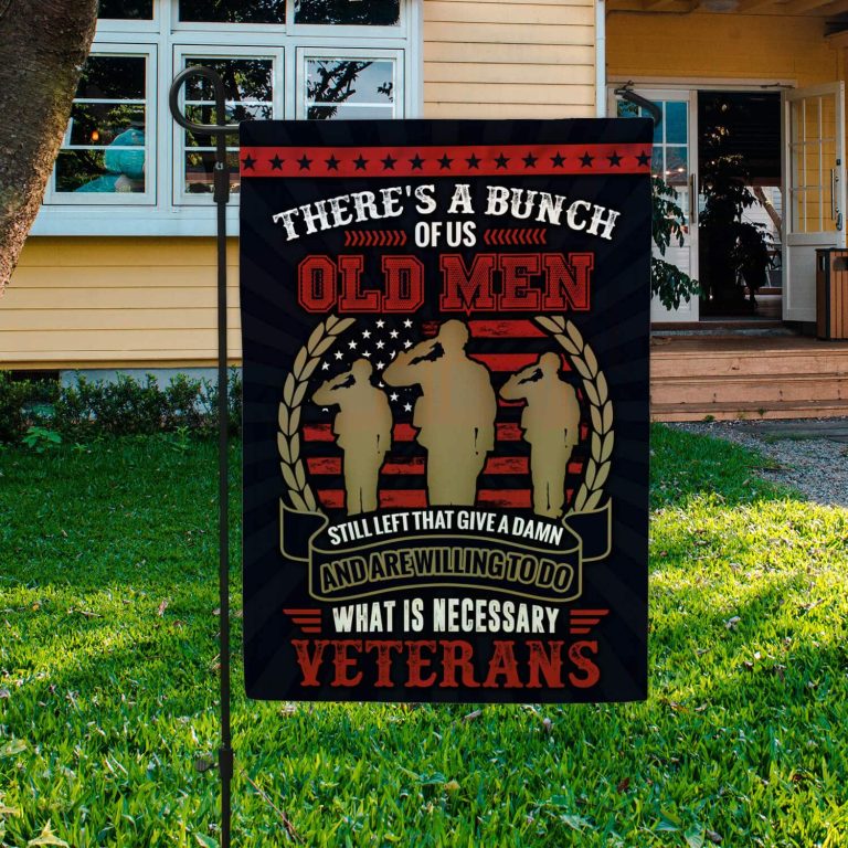 Size 30x40 Garden Flag Mockup 3