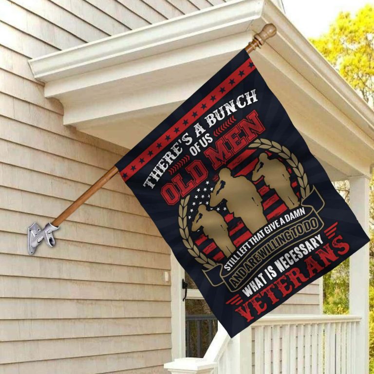 Size 30x40 House Flag Mockup 2