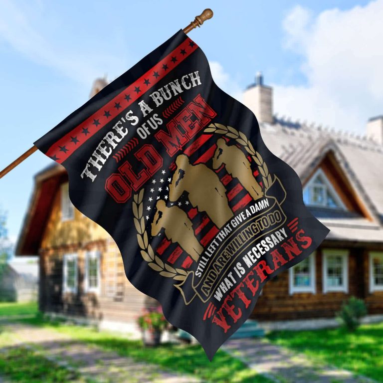 Size 30x40 House Flag Mockup 5
