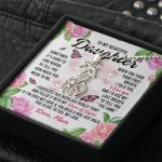 Sometimes It’s Hard to Find Words I Love You Mom Daughter Gift Giraffe Pendant Necklace