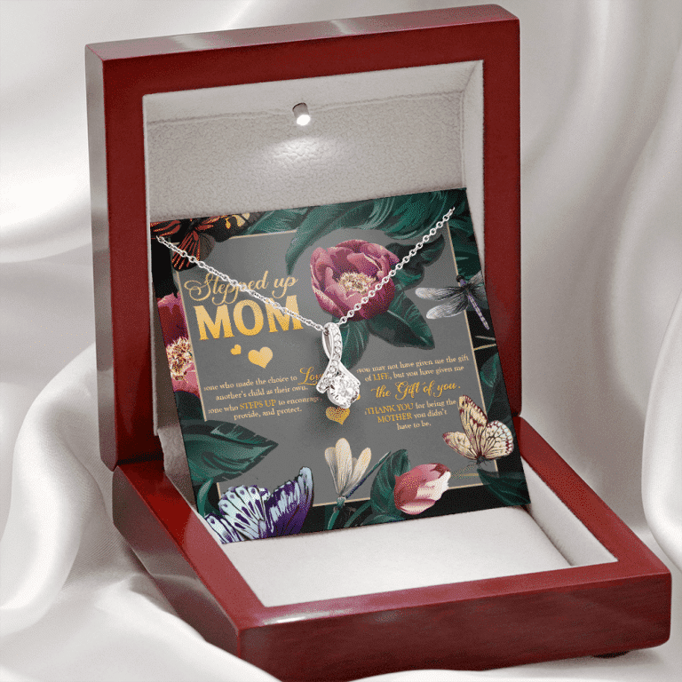 Stepped Up Mom One Who Made The Choice Love Another's Child As Their Own Alluring Beauty Necklace