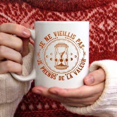 Je Ne Vieillis Pas Je Priends De La Valeur Coffee Mug Cups