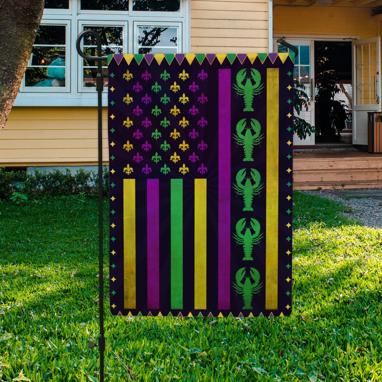 Garden-Flag-Mockup-3