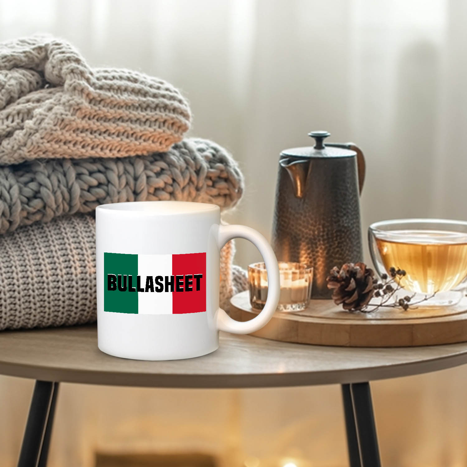 Mockup white-black mug 4(hand) _v2